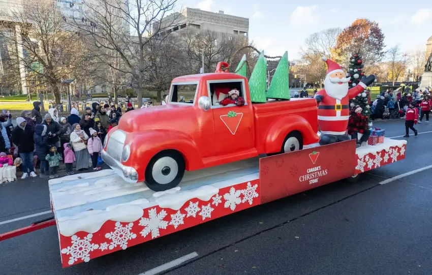 Toronto Santa Claus Parade 2026 p1